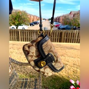 Coach Wristlet Brown